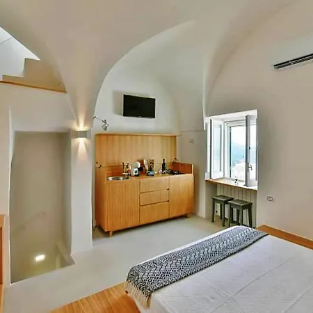Terrazza Alcyone شقة أوستوني